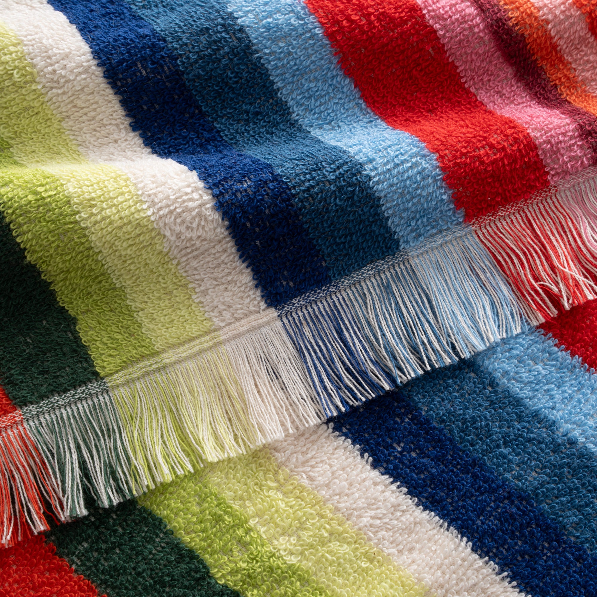Stripe Red Plaj Havlusu Renkli