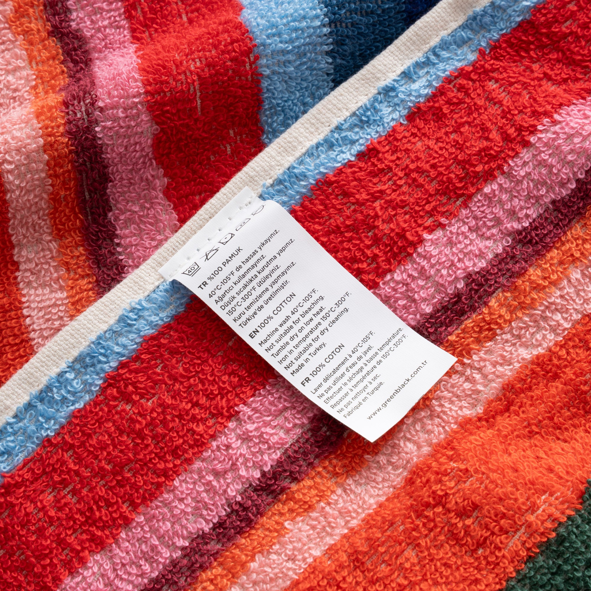 Stripe Red Plaj Havlusu Renkli